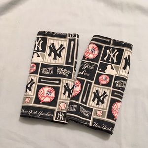 New York Yankee Droll Suck Pads